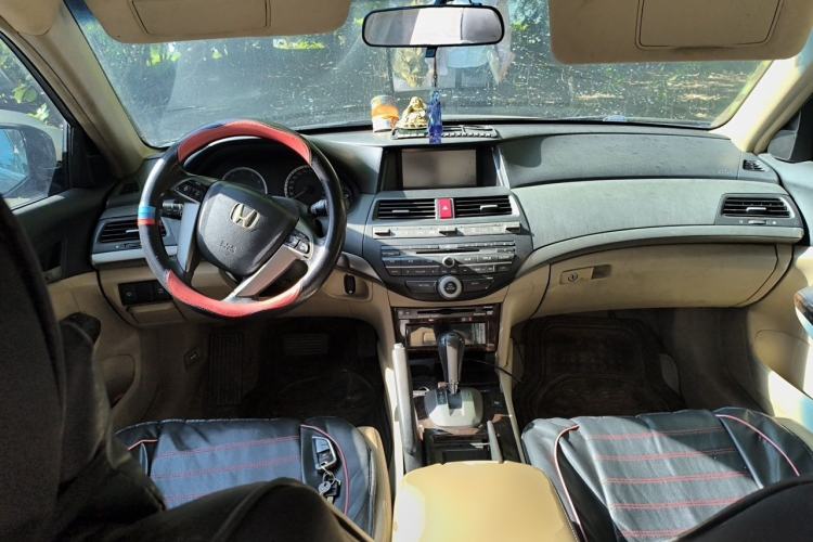 Used Honda Accord 2010 2.4L LX Center Console