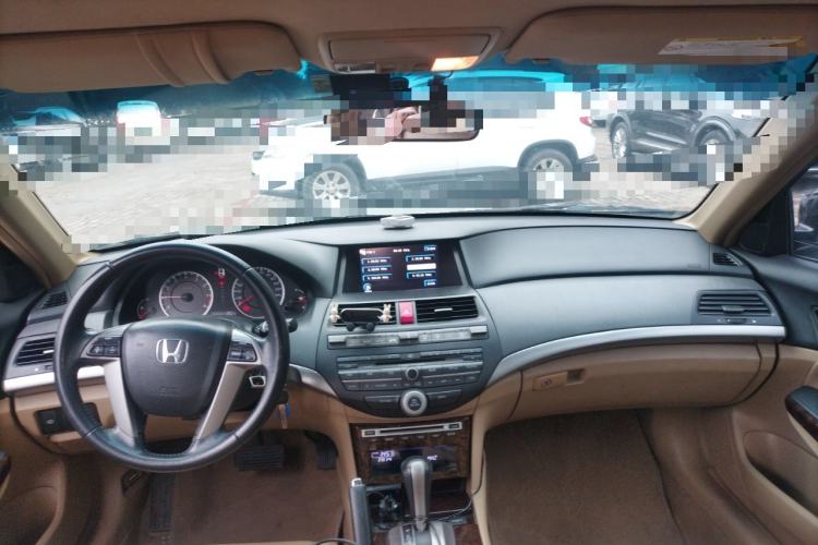 Used Honda Accord 2010 2.0L EX Center Console