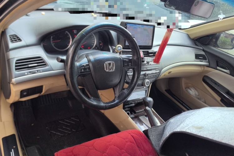 Used Honda Accord 2010 2.0L EX Center Console