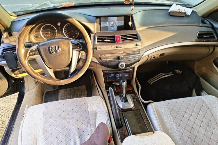 Used Honda Accord 2010 2.4L Millionth Anniversary Edition Center Console