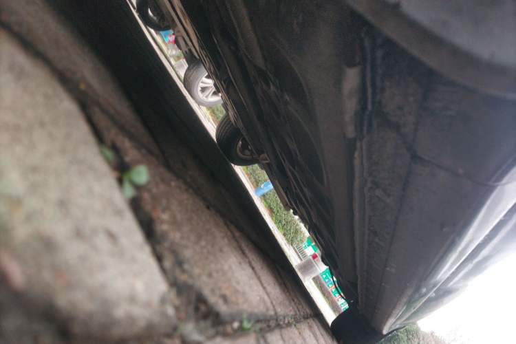 Used Honda Accord 2010 2.0L EX Chassis Front Left