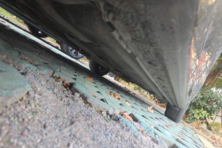 Used Honda Accord 2010 2.0L EX Chassis Front Left