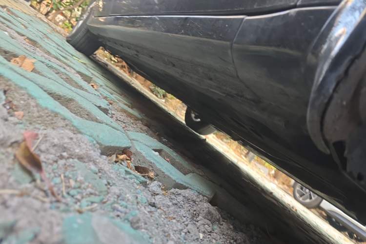 Used Honda Accord 2010 2.0L EX Chassis Front Right