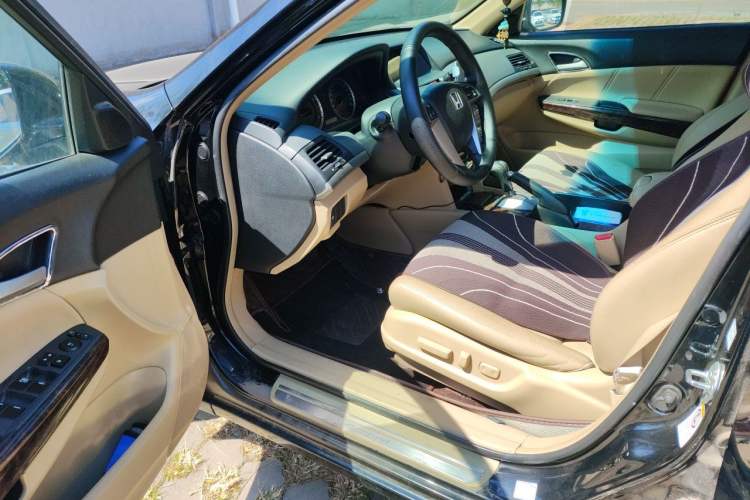 Used Honda Accord 2010 2.0L EX Driver Seat