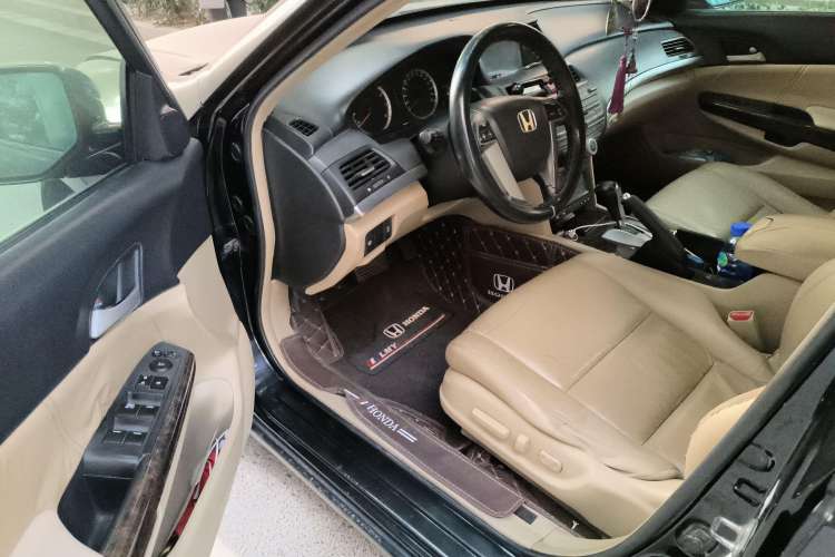 Used Honda Accord 2010 2.4L Millionth Anniversary Edition Driver Seat