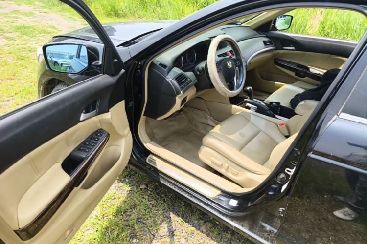 Used Honda Accord 2010 2.4L Millionth Anniversary Edition Driver Seat