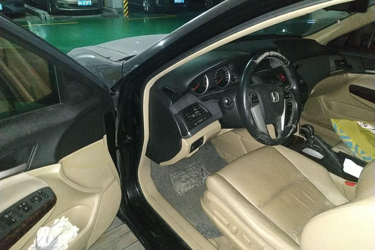 Used Honda Accord 2010 2.4L Millionth Anniversary Edition Driver Seat