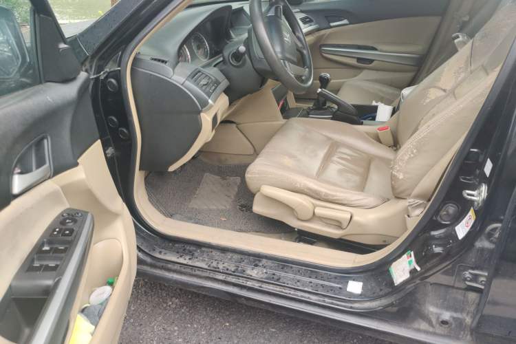 Used Honda Accord 2010 2.0L MT Driver Seat
