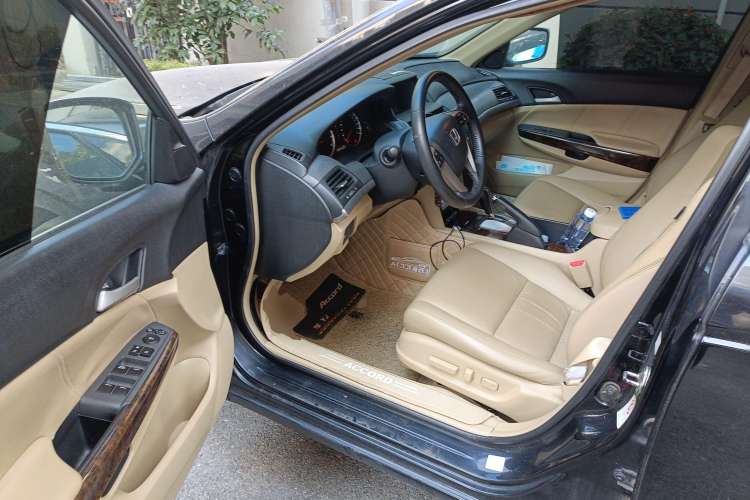 Used Honda Accord 2010 2.0L EX Driver Seat