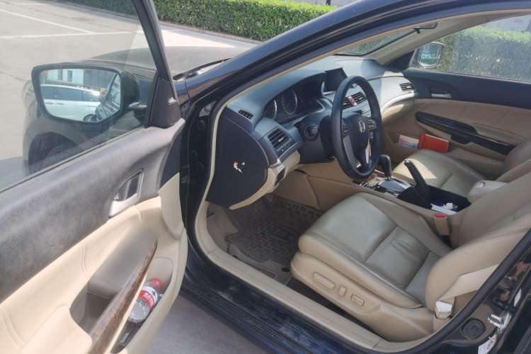 Used Honda Accord 2010 2.4L Millionth Anniversary Edition Driver Seat