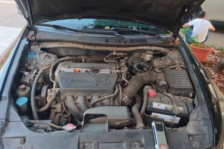 Used Honda Accord 2010 2.4L LX Engine Bay