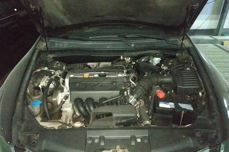 Used Honda Accord 2010 2.4L Millionth Anniversary Edition Engine Bay