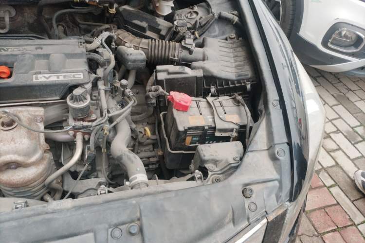 Used Honda Accord 2010 2.0L EX Engine Bay Left
