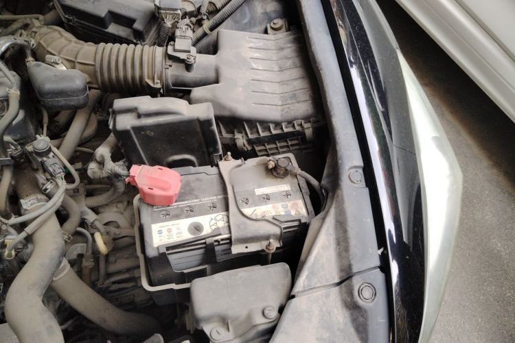 Used Honda Accord 2010 2.0L EX Engine Bay Left