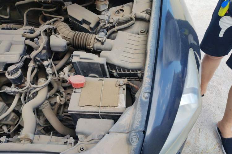 Used Honda Accord 2010 2.0L EX Engine Bay Left