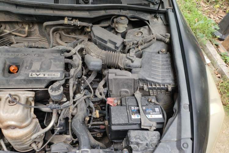 Used Honda Accord 2010 2.0L EX Engine Bay Left