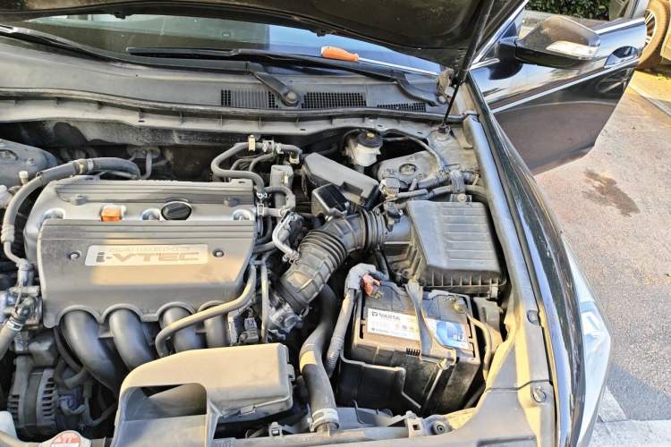 Used Honda Accord 2010 2.4L Millionth Anniversary Edition Engine Bay Left