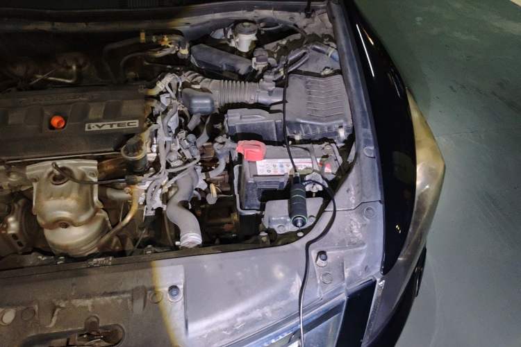 Used Honda Accord 2010 2.0L EX Engine Bay Left