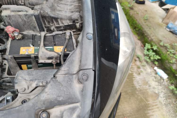 Used Honda Accord 2010 2.0L EX Engine Bay Left