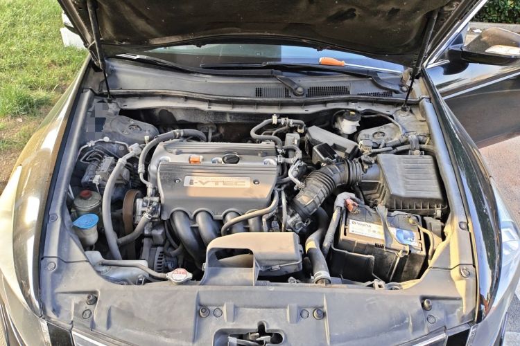 Used Honda Accord 2010 2.4L Millionth Anniversary Edition Engine Bay