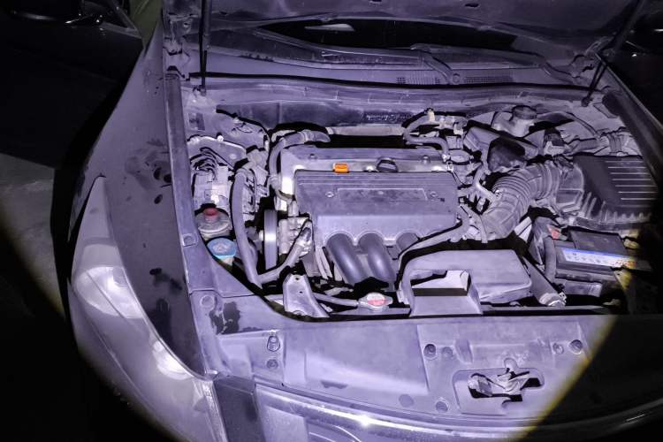 Used Honda Accord 2010 2.4L Millionth Anniversary Edition Engine Bay Right