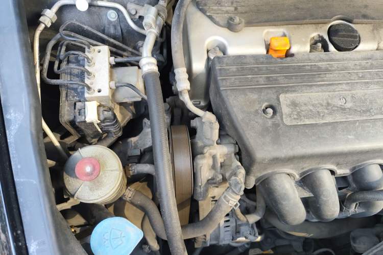 Used Honda Accord 2010 2.4L Millionth Anniversary Edition Engine Bay Right