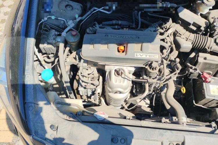 Used Honda Accord 2010 2.0L EX Engine Bay Right