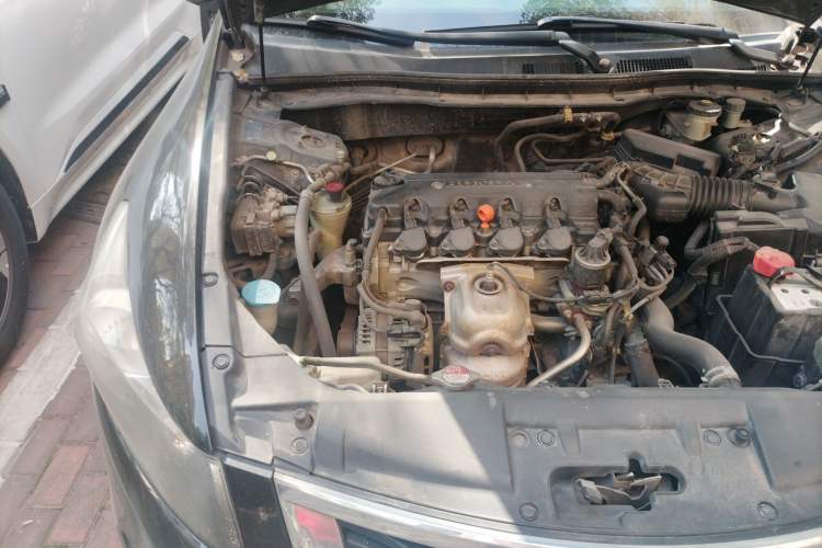Used Honda Accord 2010 2.0L MT Engine Bay Right