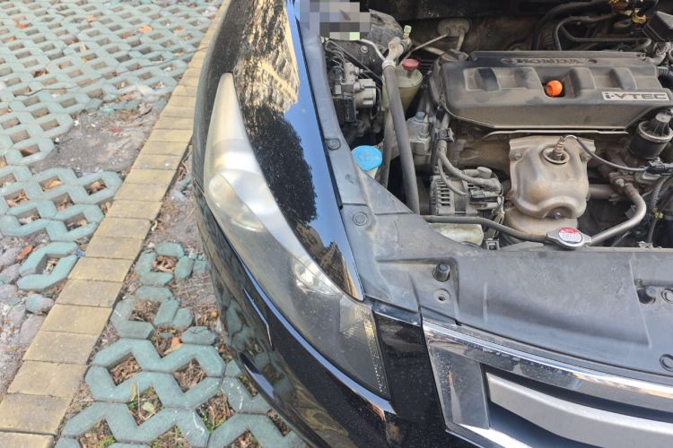 Used Honda Accord 2010 2.0L EX Engine Bay Right