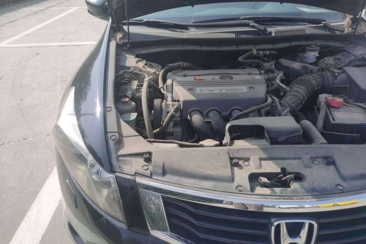 Used Honda Accord 2010 2.4L Millionth Anniversary Edition Engine Bay Right