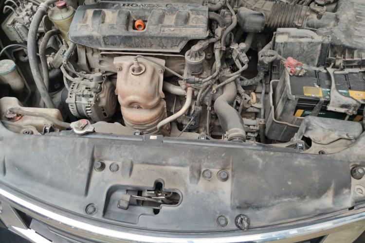 Used Honda Accord 2010 2.0L EX Engine Bay