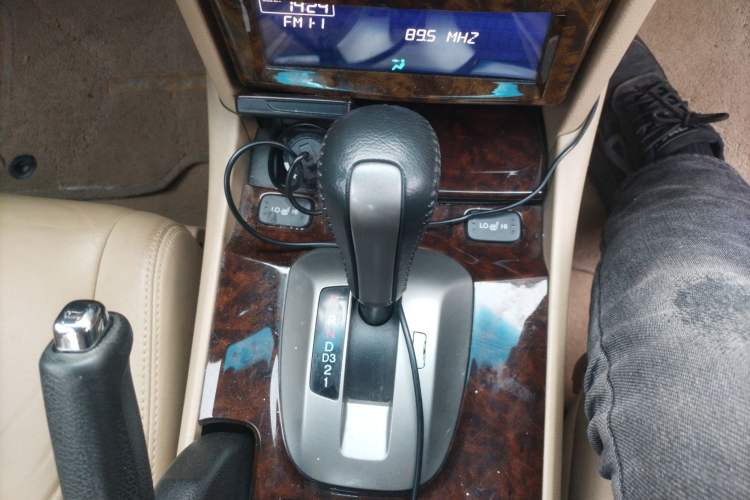 Used Honda Accord 2010 2.0L EX Gear Lever