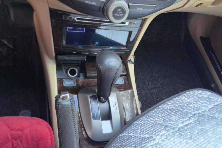 Used Honda Accord 2010 2.0L EX Gear Lever