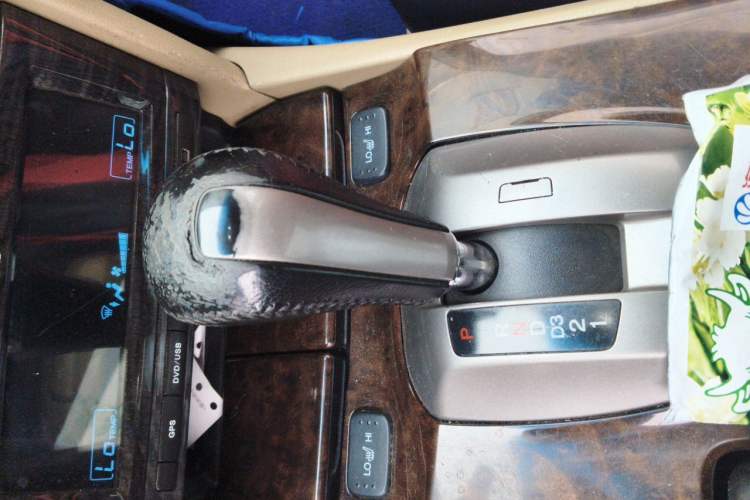 Used Honda Accord 2010 2.0L EX Gear Lever