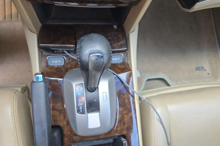 Used Honda Accord 2010 2.0L EX Gear Lever