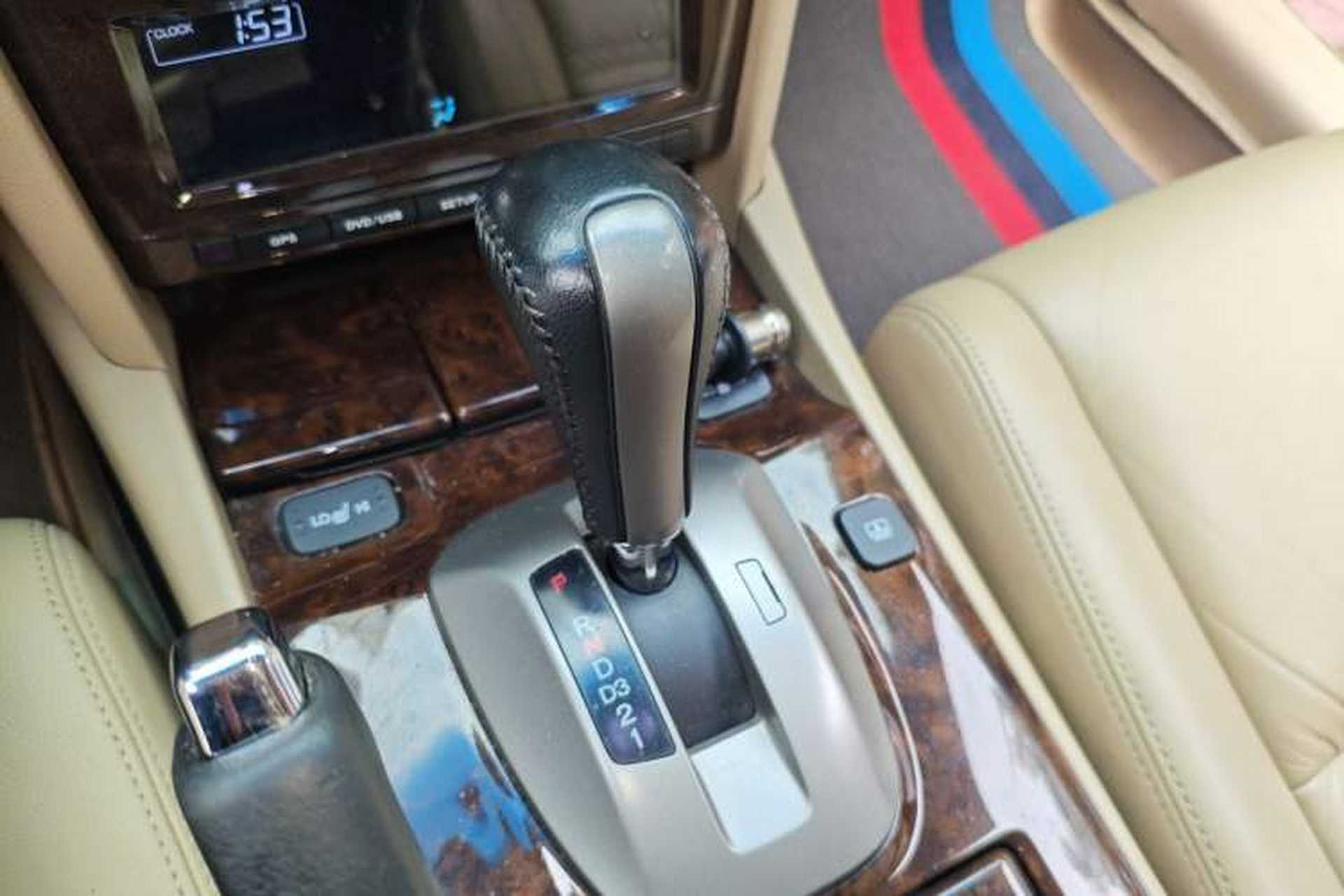 Used Honda Accord 2010 2.4L Millionth Anniversary Edition Gear Lever