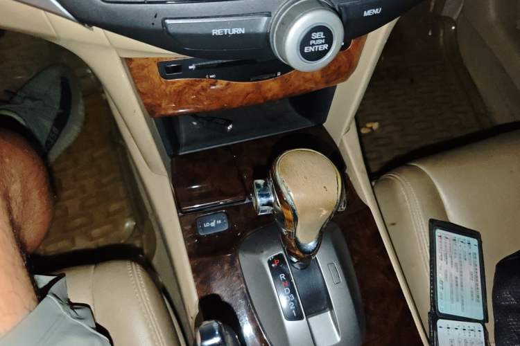 Used Honda Accord 2010 2.0L EX Gear Lever