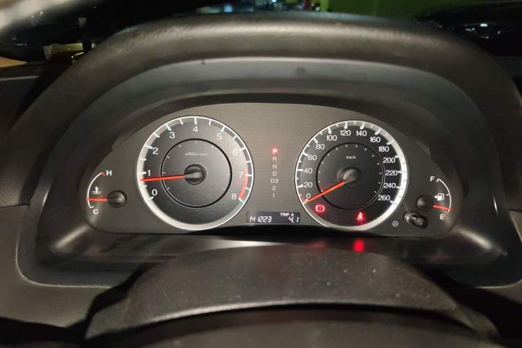 Used Honda Accord 2010 2.0L EX Instrument Cluster