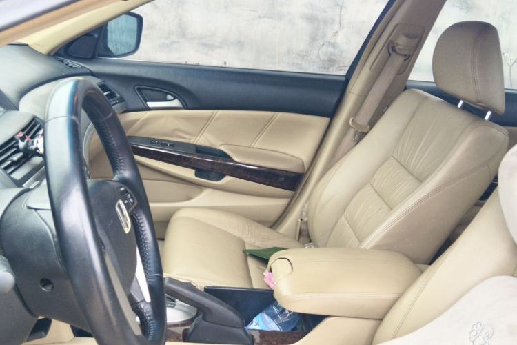 Used Honda Accord 2010 2.4L Millionth Anniversary Edition Left Front Seat