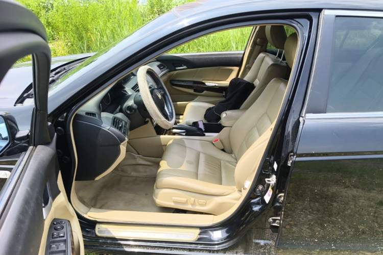 Used Honda Accord 2010 2.4L Millionth Anniversary Edition Left Front Seat