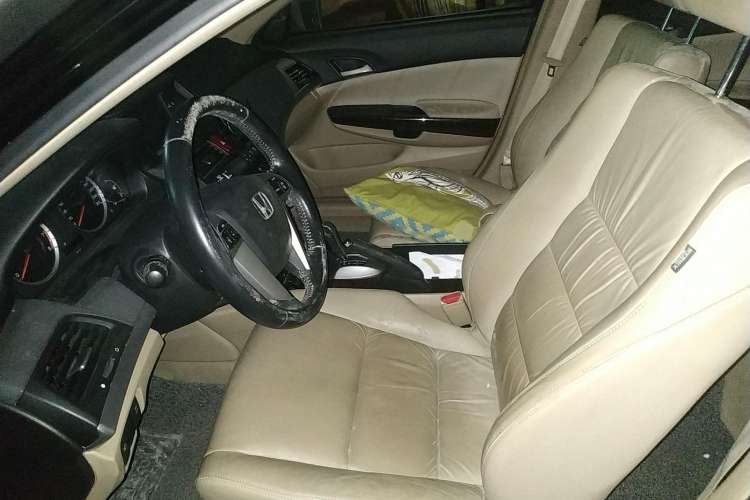 Used Honda Accord 2010 2.4L Millionth Anniversary Edition Left Front Seat