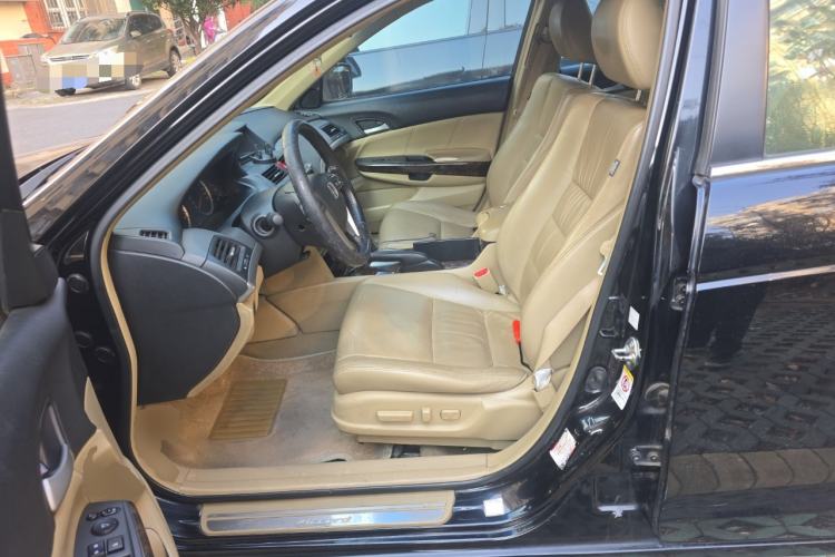 Used Honda Accord 2010 2.0L EX Left Front Seat