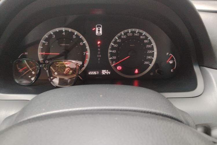 Used Honda Accord 2010 2.0L EX Odometer Close Up