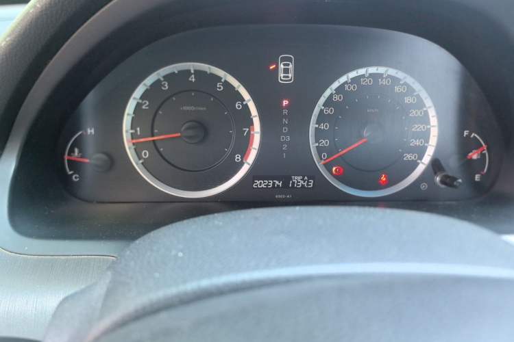 Used Honda Accord 2010 2.0L EX Odometer Close Up