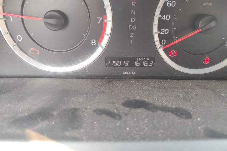 Used Honda Accord 2010 2.4L LX Odometer Close Up