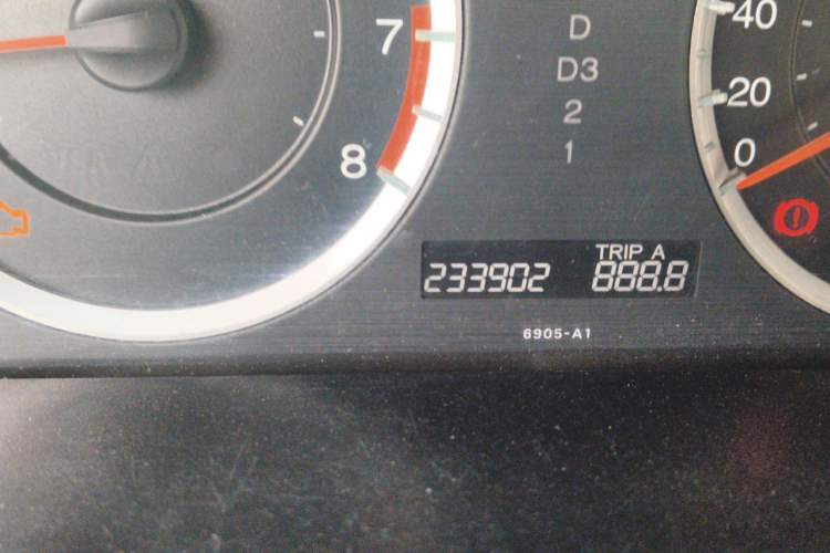 Used Honda Accord 2010 2.0L EX Odometer Close Up
