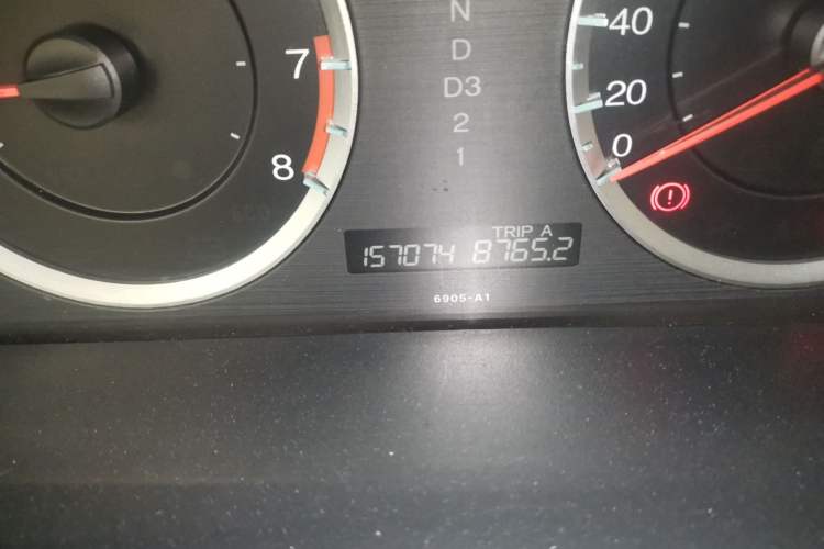 Used Honda Accord 2010 2.4L Millionth Anniversary Edition Odometer Close Up