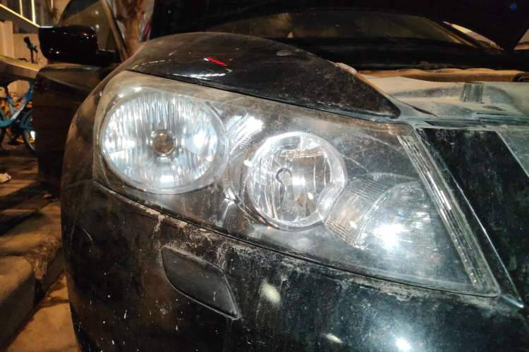 Used Honda Accord 2010 2.0L EX Right Front Headlight