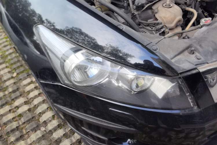 Used Honda Accord 2010 2.0L EX Right Front Headlight