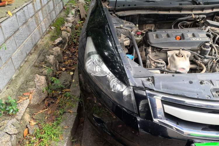 Used Honda Accord 2010 2.0L MT Right Front Headlight
